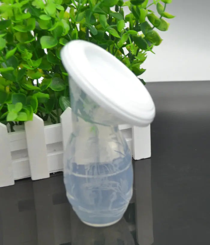 Full Silicone Manual Breast Milk Collector Pump - SafeBabyKinder